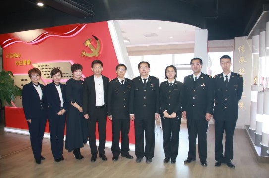 以党建带业务 以业务促发展——天津海关综合业务处与永诚世佳开展支部共建活动