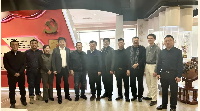 河东区鲁山道街道领导、春华街道及商会领导走访永诚世佳